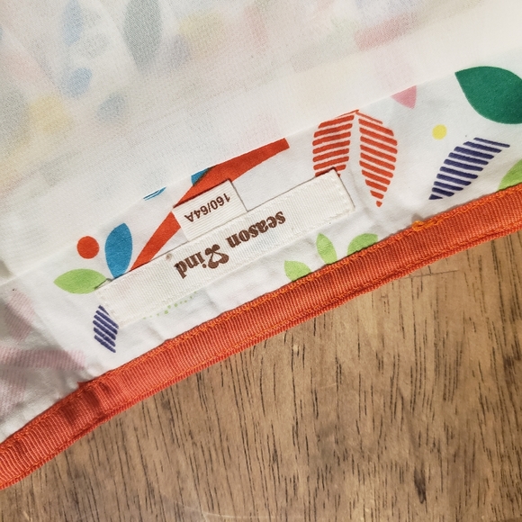 Skirt - Picture 3 of 3